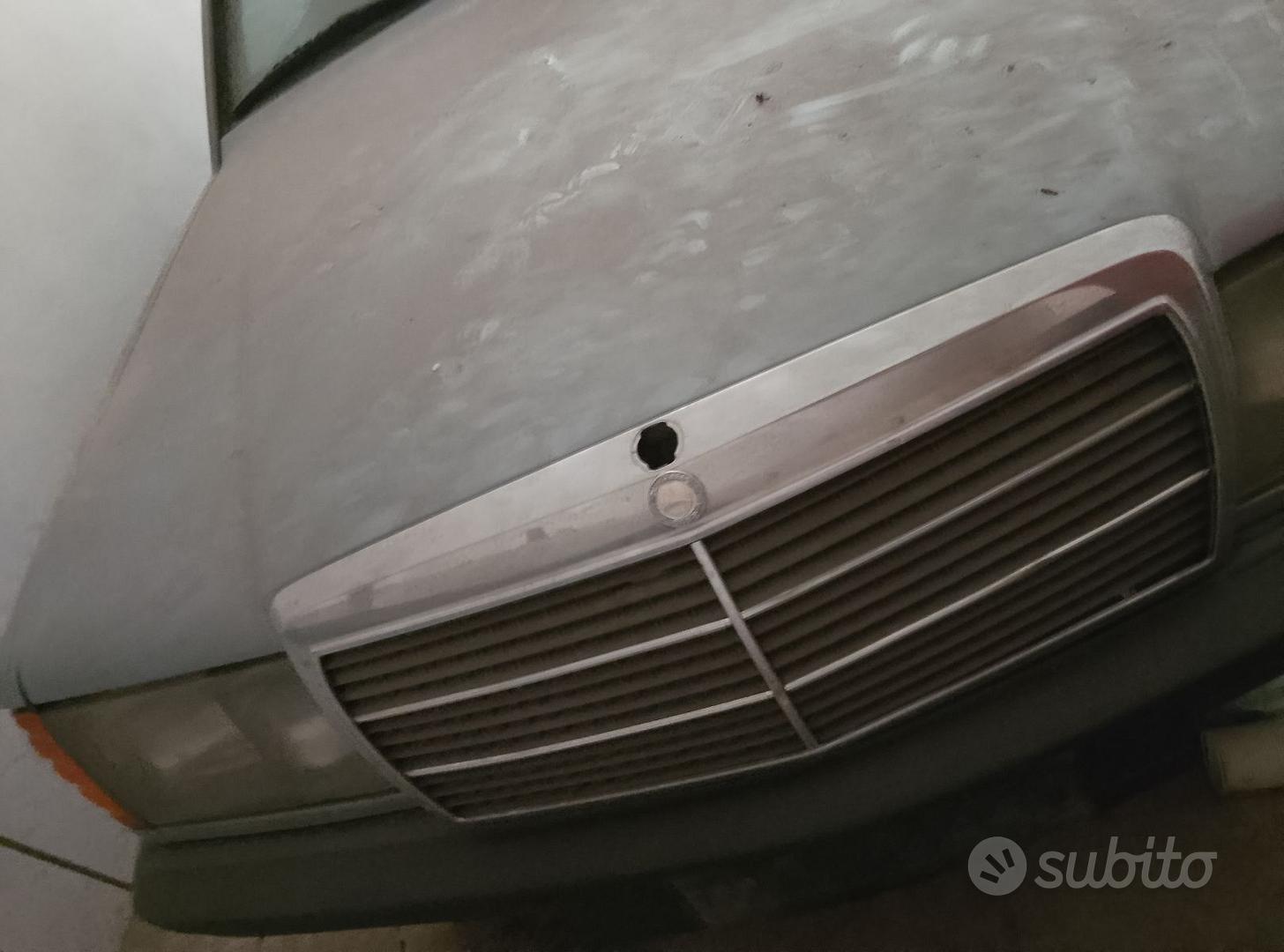Mercedes-Benz 190E 1990 photo 5