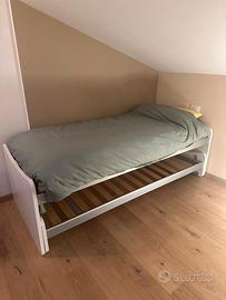 Due letti sovrapposti cameretta