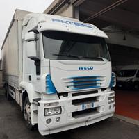 Iveco Stralis motrice 3 assi