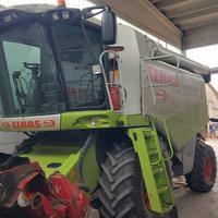 Mietitrebbia Claas Lexion 530