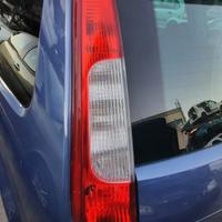 FORD FOCUS C-MAX 2006 - STOP POSTERIORE SINISTRO