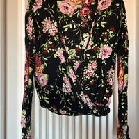 Maglia leggera con scollo ad incrocio