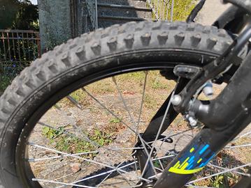 bicicletta da bimbo 7/8 anni