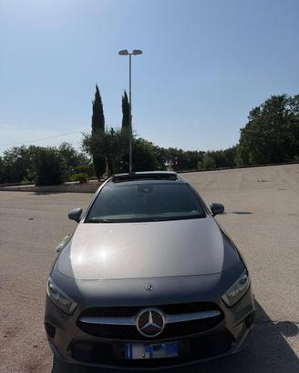 MERCEDES CLASSE A 180d