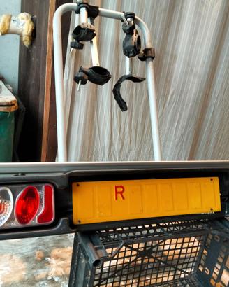 porta bici per gancio traino