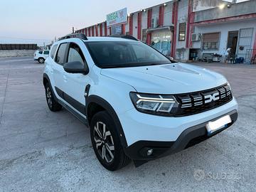 Duster 2023 - bassi consumi e ottime prestazioni
