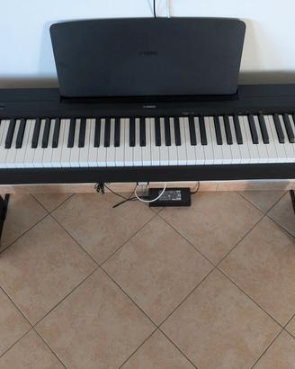 Pianoforte digitale con tasti pesati YAMAHA