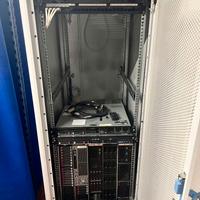 Rack Intellinet - completo e pronto