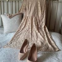 Abito in pizzo rosa cipria