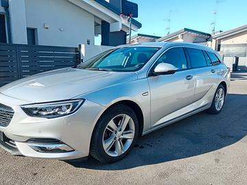 Opel insignia sport tourer 1.6 tdiesel aut.