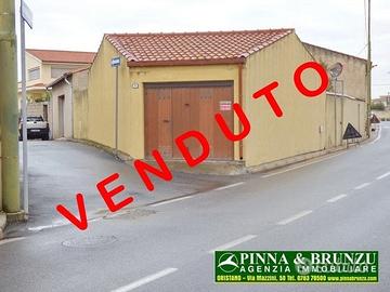 NURACHI - Autorimessa / Garage con Cortile