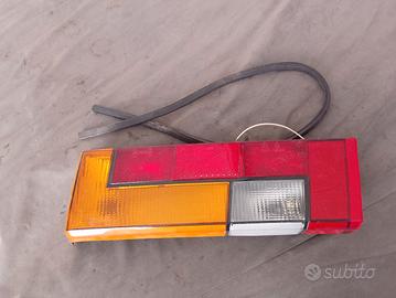 fanale posteriore destro alfa 33