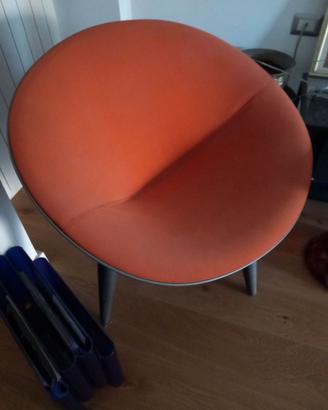 Poltrona lounge 'Strange Thing' di Philippe Starck