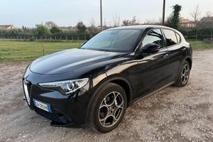 Alfa Romeo Stelvio 2.2 Turbodiesel 190 CV AT8 Q4