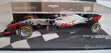 Haas F1 team VF-18  - Magnussen 2018 - Minichamps 