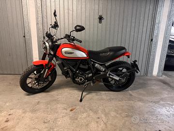 Ducati Scrambler Icon 800 2019 - Atomic Tangerine