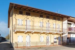 3 LOCALI A SAN CARLO CANAVESE