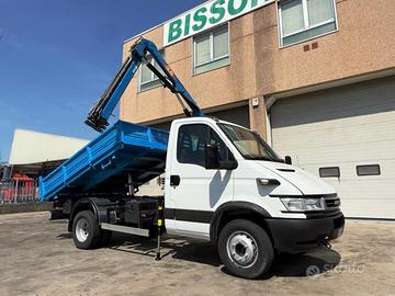 Camion/ Autocarro IVECO DAILY 65C17 - PAT C/ Rib/ 