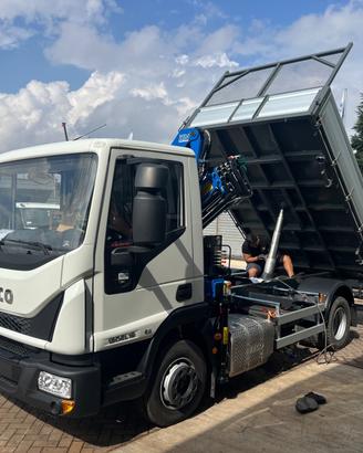 Iveco 100 E 21 - Ribaltabile + gru o scarrabile