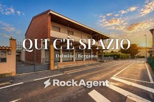 Villa di 810 m² con più di 5 locali e box auto dop