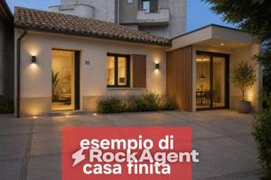 Casa indipendente di 40 m² con 1 locale e box auto
