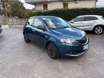 Lancia Ypsilon 1.0 FireFly 5 porte S&S Hybrid Ecoc
