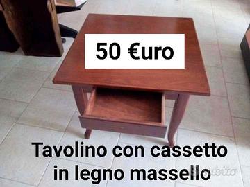 Tavolino con cassetto in legno massello d'epoca