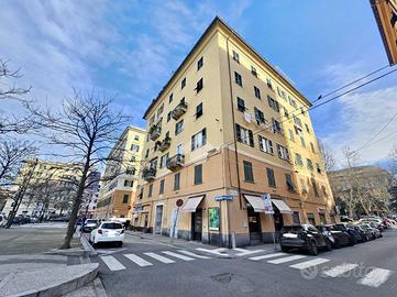 3 LOCALI A GENOVA