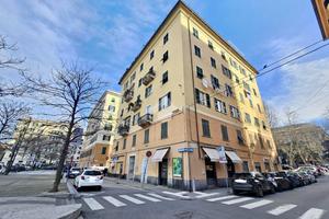 3 LOCALI A GENOVA