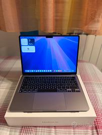MacBook Air M2 8/256 Gb