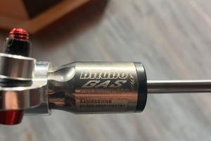 Ammortizzatore di sterzo bitubo