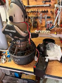 Acqua scooter seadoo