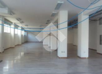 NEGOZIO A CASTANO PRIMO