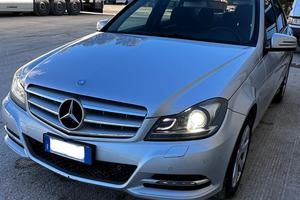 Mercedes C200
