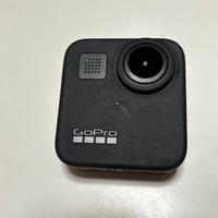 GoPro MAX 360 con accessori nuovi + valigetta