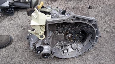 CAMBIO PEUGEOT 207 1.6 16V CODICE 20CQ46 ANNO 2008