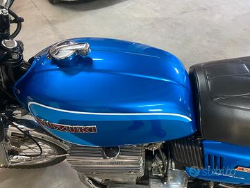 Suzuki 550 gt