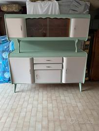 Credenza della nonna in stile Shabby