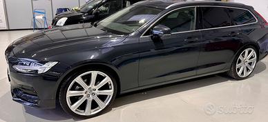 Volvo v90 d4