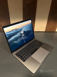 Macbook Pro 2017 - Apple