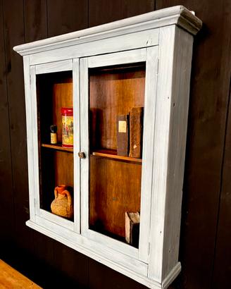Pensile vintage in legno, decorativo