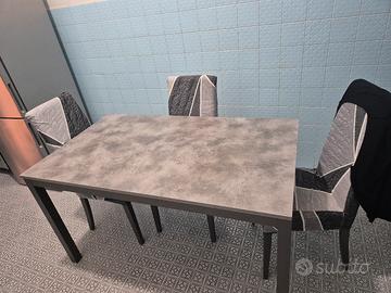 tavolo allungabile con sedie