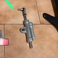 Ammortizzatore di sterzo Ohlins