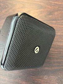 Diffusore satellite Boston con staffa