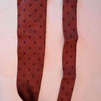 Chanel cravatta marrone con con punti in seta