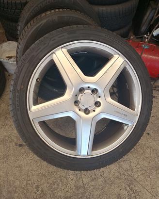 Gomme auto pari al nuovo 265/40/R21