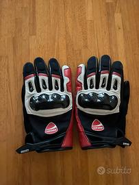 Guanti moto