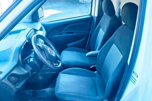 FURGONE DOBLO CARGO
