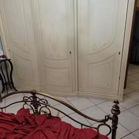 Camera da letto in ottone