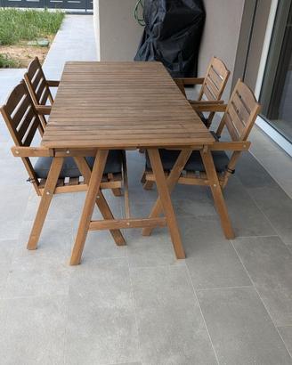 Tavolo Ikea con 4 sedie